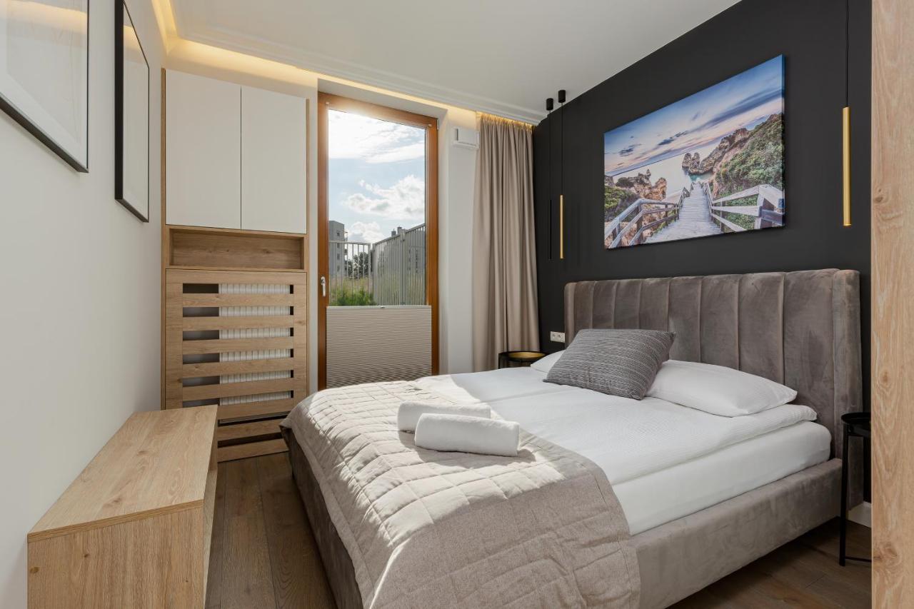 Apartment Forest Club Kabaty By Renters Prestige Warsaw Exterior photo